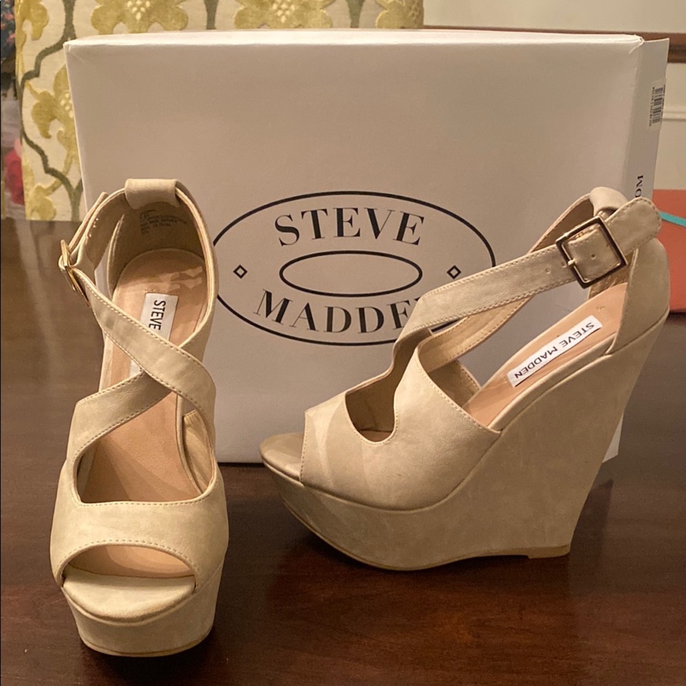 Steve Madden wedge sandal